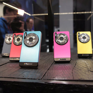 Polaroid SC1630 WiFi Smart Camera at CES 2012