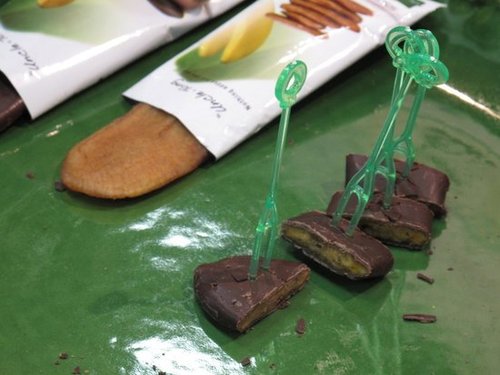 Chocolate-Covered Dehydrated Bananas Chocolate-Covered Dehydrated Bananas