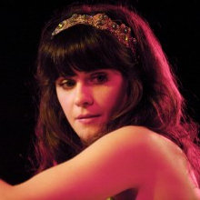 Zooey Deschanel’s Budget: What She Could Do Differently Zooey Deschanel’s Budget: What She Could Do Differently