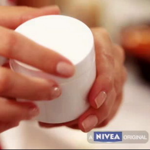 Get a Sun-Kissed Glow With Nivea 