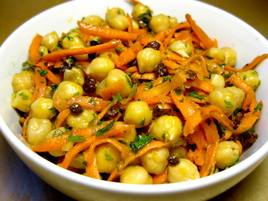 Chickpea, Carrot, and Currant Salad Chickpea, Carrot, and Currant Salad
