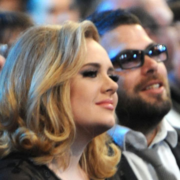 Adele and Her Boyfriend at the 2012 Grammy Awards Video