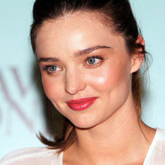 Miranda Kerr Promotes KORA Organics in Sydney on Valentine's Day Miranda Kerr Promotes KORA Organics in Sydney on Valentine's Day