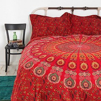2012 Fashion-Inspired Bedding