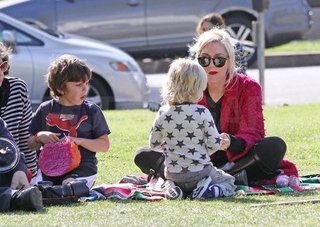 Gwen Stefani Park Pictures With Zuma and Kingston