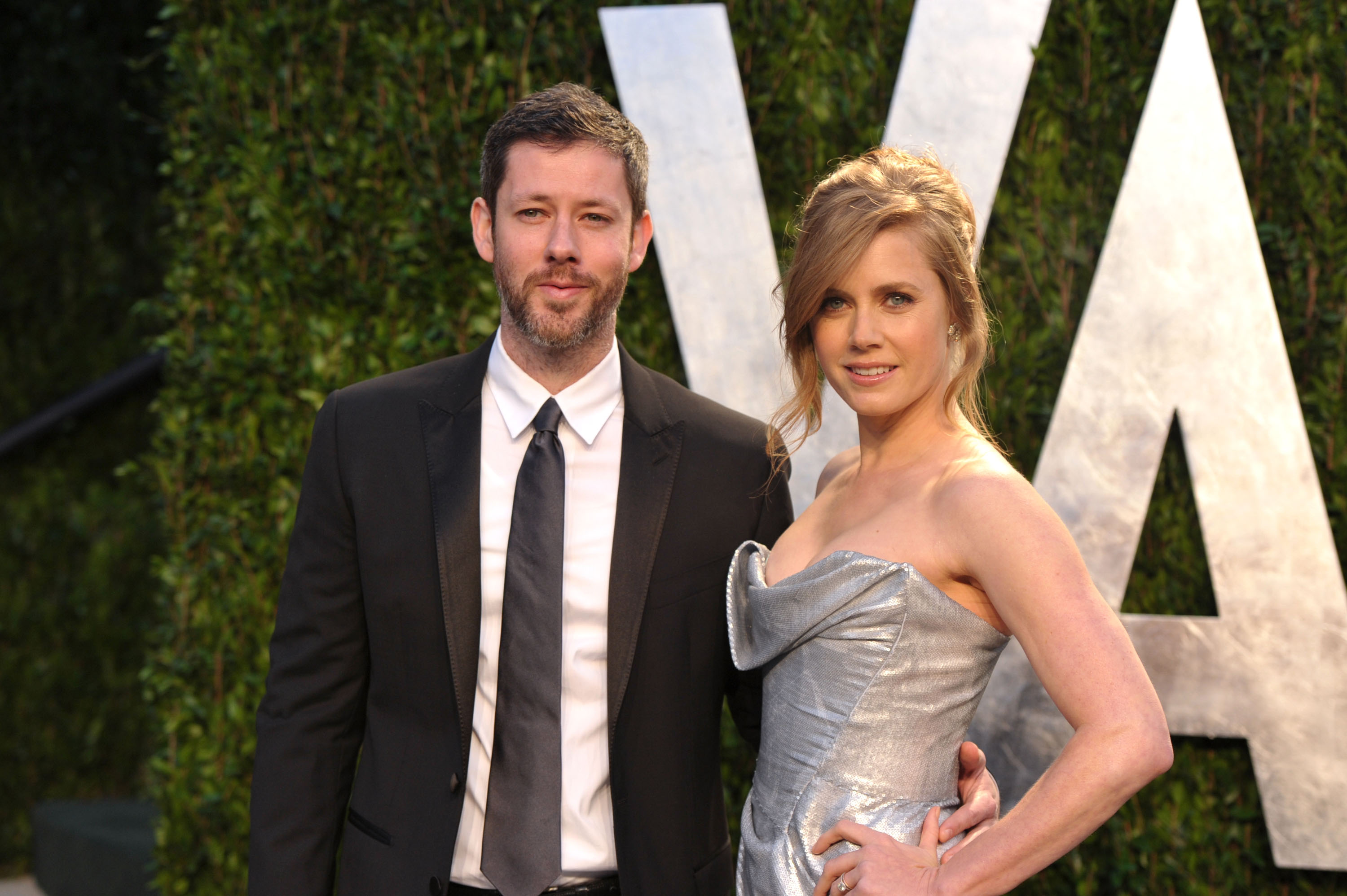 Amy Adams with husband Darren Le Gallo at the Vanity Fair Oscar party. Amy Adams with husband Darren Le Gallo at the Vanity Fair Oscar party.