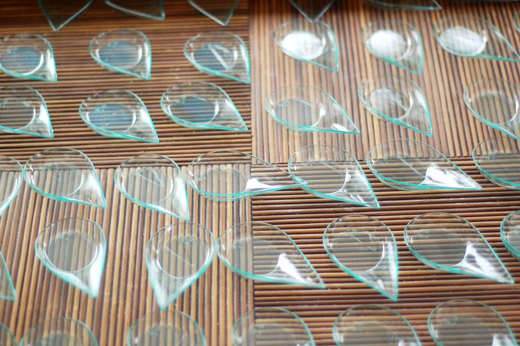 Tasting Spoons That Look Like Rain Drops Tasting Spoons That Look Like Rain Drops