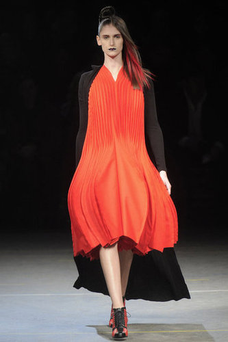 Yohji Yamamoto Fall 2012 Yohji Yamamoto Fall 2012
