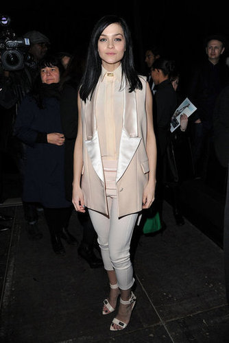 Rocking all Givenchy pieces, Leigh Lezark looked sweet in pale blush pink tones.
Rocking all Givenchy pieces, Leigh Lezark looked sweet in pale blush pink tones.
