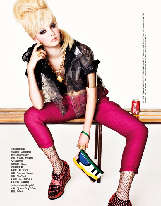 - d36111bd1fb06f46_Codie_Young_by_Naomi_Yang_Pop_Story_-_Vogue_Taiwan_March_2012_1