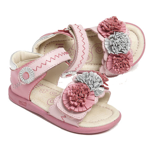 Let Her Spring Ahead in Sweet Floral Sandals