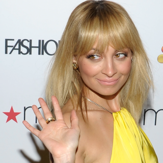Nicole Richie and Elle Macpherson at Fashion Star Premiere