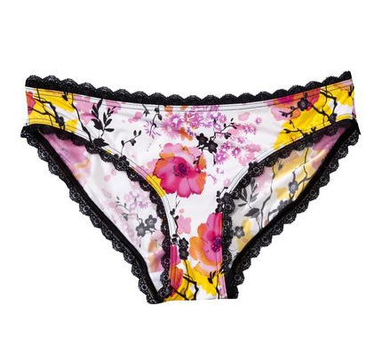 Josie Natori's Target pieces live up to the hype with this perfect Spring-ready print.
Josie Natori for Target Womens Valentines Floral Micro Print Bikini ($7)
Josie Natori's Target pieces live up to the hype with this perfect Spring-ready print.
Josie Natori for Target Womens Valentines Floral Micro Print Bikini ($7)