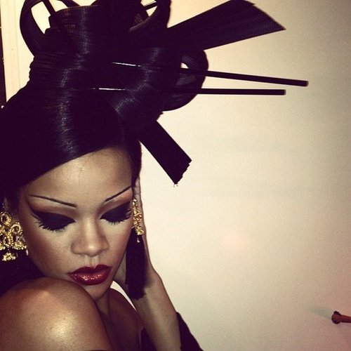 Rihanna Gets a Geisha Makeover For Princess of China Video