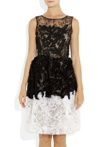 Oscar de la Renta | Chantilly lace and organza dress | NET-A-PORTER.COM
