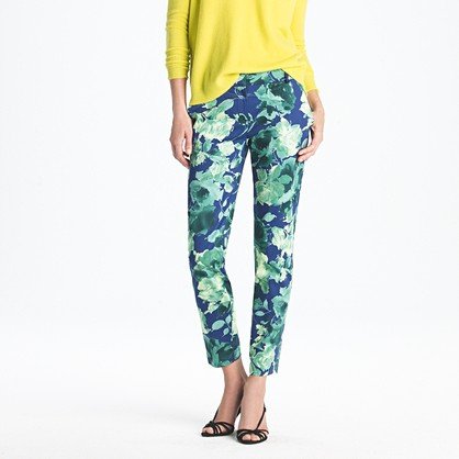 Café capri in fresco floral sateen