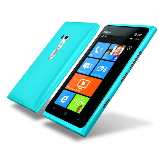 Nokia Lumia 900 ($100) Nokia Lumia 900 ($100)