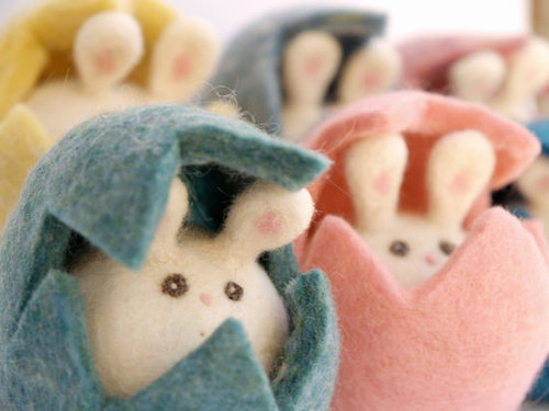 Fairyfolk Needle-Felted Easter Bunny Rabbits Fairyfolk Needle-Felted Easter Bunny Rabbits