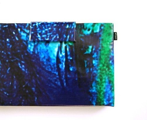 Cover Your Laptop in Recycled Sleeves Cover Your Laptop in Recycled Sleeves