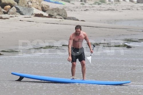 Shirtless Robert Pattinson Plays on the Beach — See Over 100 Pictures! Shirtless Robert Pattinson Plays on the Beach — See Over 100 Pictures!