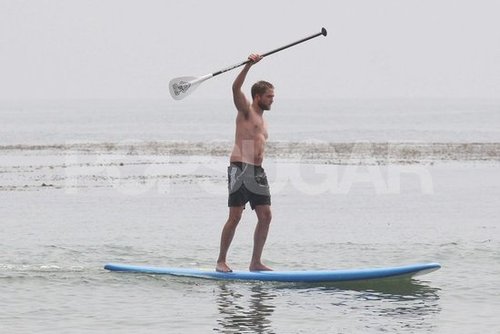 Shirtless Robert Pattinson Plays on the Beach — See Over 100 Pictures! Shirtless Robert Pattinson Plays on the Beach — See Over 100 Pictures!