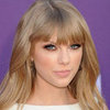 Taylor Swift's Beauty Look at the 2012 Academy of Country Music Awards
