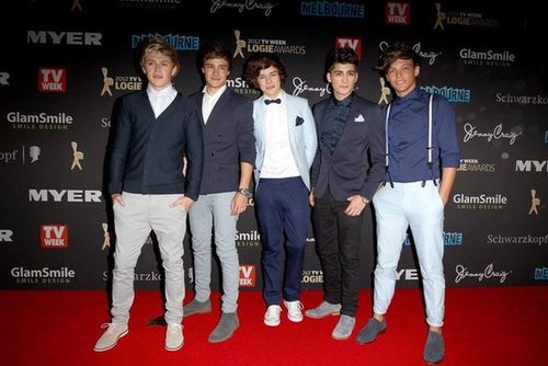 Pictures of One Direction on the 2012 Logies Red Carpet: Rate It or Hate It?