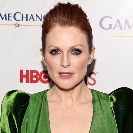 Julianne Moore to Star in Carrie Remake
