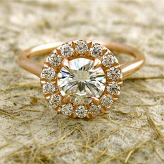 Buying an Engagement Ring Guide