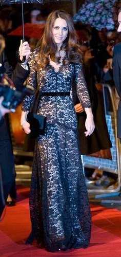 Her Alice Temperley gown is absolutely gorgeous — the scalloped lace detailing at the neckline is our favorite.
Her Alice Temperley gown is absolutely gorgeous — the scalloped lace detailing at the neckline is our favorite.