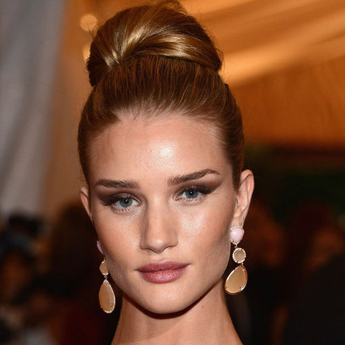 Rosie Huntington-Whiteley's Beauty Look at the 2012 Met Costume Institute Gala