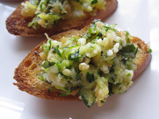 Zucchini Pesto Crostini