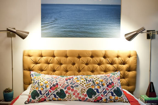 There are several ways to approach a DIY tufted headboard, but we're anxious to try this one.
Source: Little Green Notebook
There are several ways to approach a DIY tufted headboard, but we're anxious to try this one.
Source: Little Green Notebook