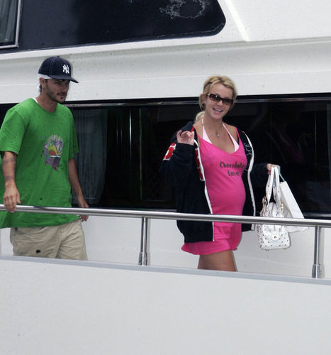 A pregnant Britney Spears boarded a yacht with then-husband Kevin Federline in Marina Del Rey in July 2005.
A pregnant Britney Spears boarded a yacht with then-husband Kevin Federline in Marina Del Rey in July 2005.