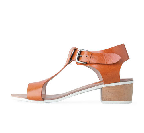 An investment pair so comfortable you'll rely on them every day of Summer.
A Détacher Highsmith Sandal ($419)
An investment pair so comfortable you'll rely on them every day of Summer.
A Détacher Highsmith Sandal ($419)