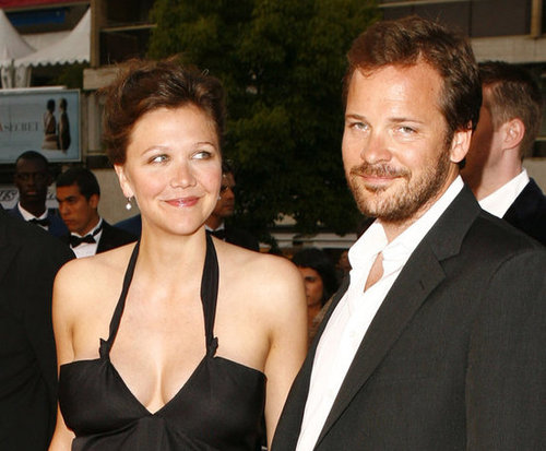 Maggie Gyllenhaal and Peter Sarsgaard in 2006 Maggie Gyllenhaal and Peter Sarsgaard in 2006