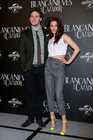 Kristen Stewart Shows Midriff in Mexico City For SWATH Kristen Stewart Shows Midriff in Mexico City For SWATH