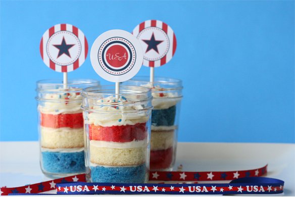 Bake These: Cupcakes in a Jar Bake These: Cupcakes in a Jar