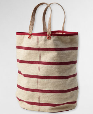 A roomy, go-anywhere play on stripes.
Levi's Nautical Canvas Tote ($58)
A roomy, go-anywhere play on stripes.
Levi's Nautical Canvas Tote ($58)