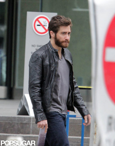 Jake Gyllenhaal kept his scruff for his latest film, An Enemy.
Jake Gyllenhaal kept his scruff for his latest film, An Enemy.