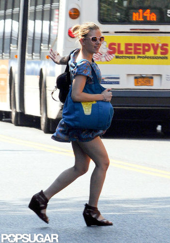 Scarlett Johansson Is on the Go in the Big Apple Scarlett Johansson Is on the Go in the Big Apple