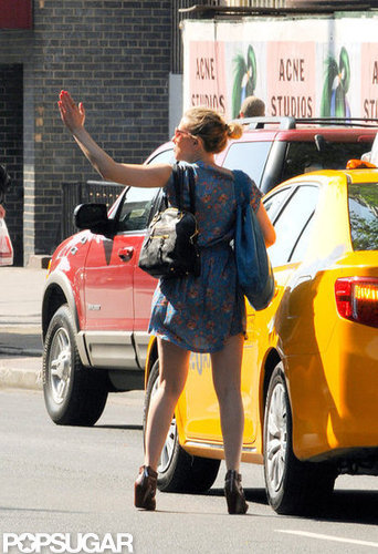 Scarlett Johansson Is on the Go in the Big Apple Scarlett Johansson Is on the Go in the Big Apple