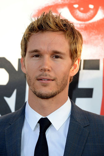Ryan Kwanten gave the camera a smile while walking the red carpet.
Ryan Kwanten gave the camera a smile while walking the red carpet.