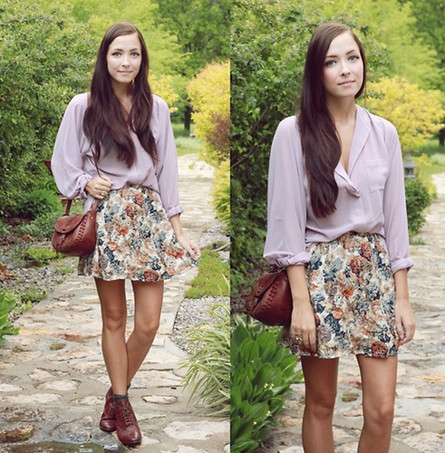 This soft floral and pastel combo could be a go-to outfit for just about any Summer activity.
Photo courtesy of Lookbook.nu
This soft floral and pastel combo could be a go-to outfit for just about any Summer activity.
Photo courtesy of Lookbook.nu