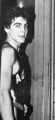 George Clooney was a high school athlete.
George Clooney was a high school athlete.