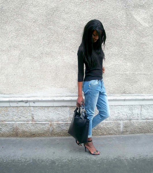 http://stylesbyassitan.blogspot.fr/2012/06/so-cool-with-my-bf-jeans.html