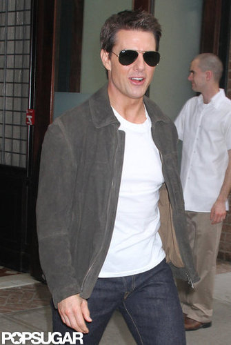 Tom Cruise looked casual and cool in a white t-shirt.
Tom Cruise looked casual and cool in a white t-shirt.