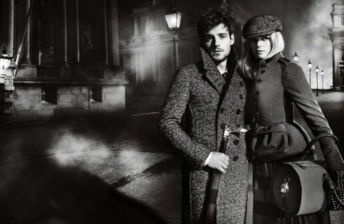 Gloomy weather and traditional tweed coat silhouettes rule in Burberry's Fall '12 campaign.
Gloomy weather and traditional tweed coat silhouettes rule in Burberry's Fall '12 campaign.
