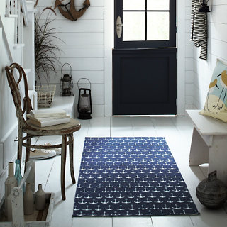 Anchor and Nautical Decor on the Market