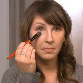 How to Conceal Dark Circles and Bags Under Eyes